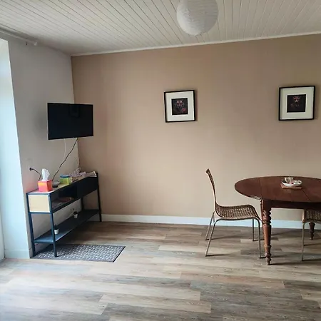 Vakantiehuis Chaleureux Et Parking La Chevrolière