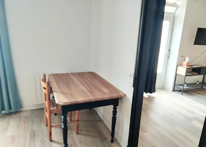 Chaleureux Et Parking *