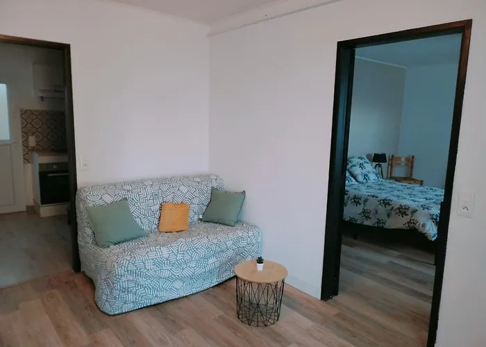 Chaleureux Et Parking La Chevrolière